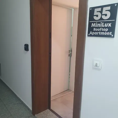 Minilux Rooftopapartment Скопие Екстериор снимка