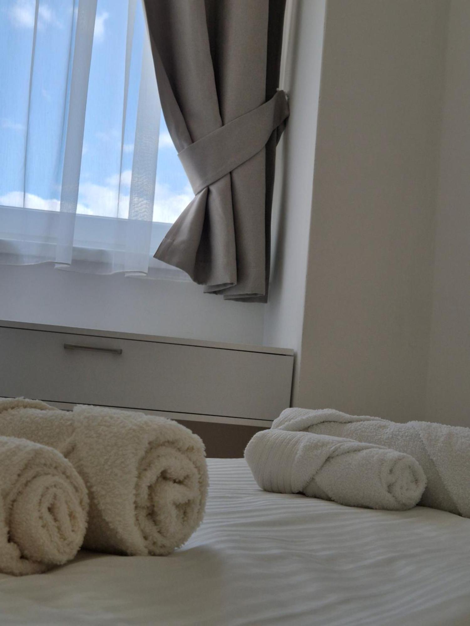 Minilux Rooftopapartment * Скопие